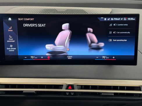 Used 2022 BMW iX xDrive50 w/ Sport Package image 31