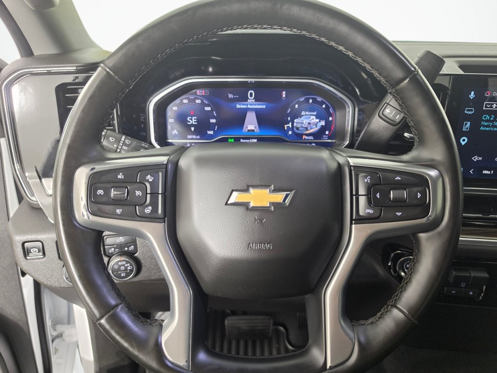 Used 2025 Chevrolet Silverado 2500 LT w/ Convenience Package AWD/4WD image 14
