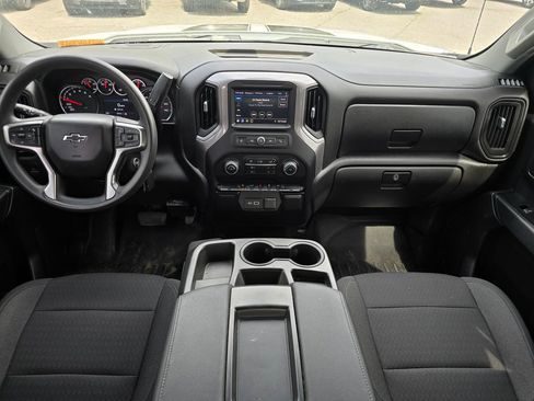 Certified 2022 Chevrolet Silverado 1500 Custom w/ Rally Edition AWD/4WD image 5