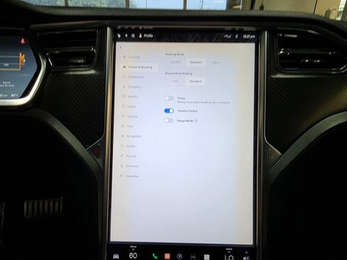 Used 2013 Tesla Model S Performance RWD image 40