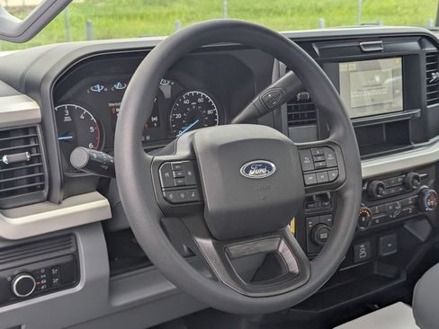 New 2026 Ford F550 4x4 Regular Cab Super Duty image 8