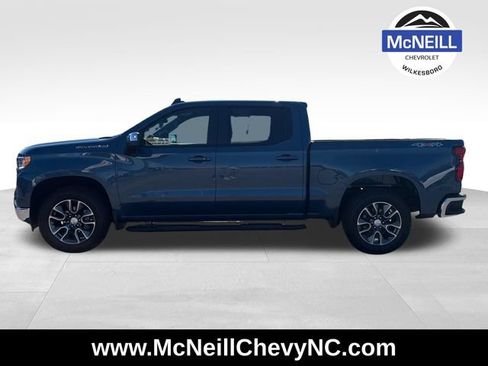 Used 2024 Chevrolet Silverado 1500 LT AWD/4WD image 5