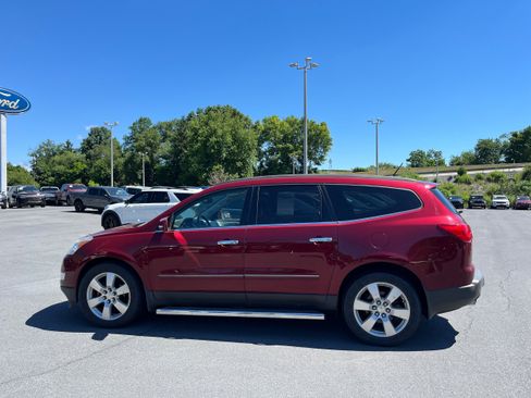 Used 2010 Chevrolet Traverse LTZ AWD/4WD image 7