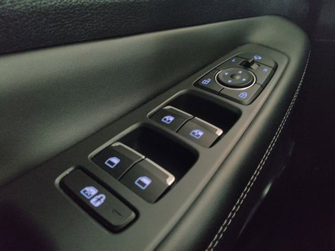 Used 2022 Hyundai Santa Fe Limited FWD image 27