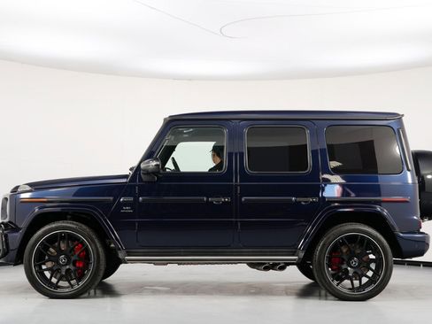 Used 2021 Mercedes-Benz G 63 AMG 4MATIC w/ G Manufaktur Interior Package image 9