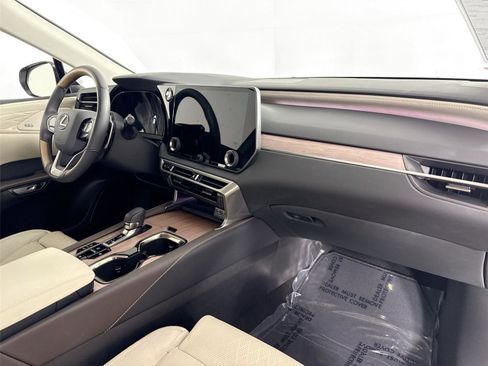 Used 2025 Lexus RX 350 w/ Convenience Package image 45