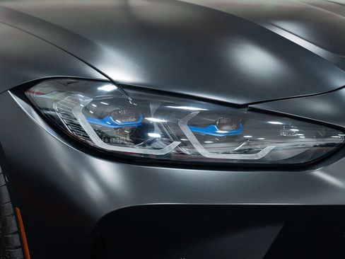 Used 2022 BMW M3 Competition w/ M Carbon Exterior Package image 15