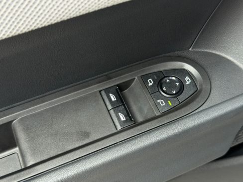 Used 2025 MINI Cooper S FWD image 13