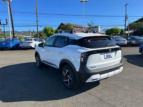New 2026 Nissan Kicks SV w/ Cold Weather Package FWD image 4