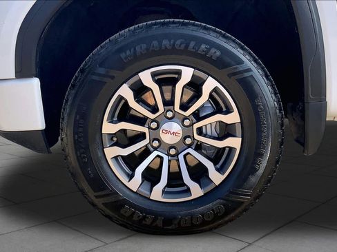 Used 2021 GMC Sierra 1500 AT4 AWD/4WD image 11