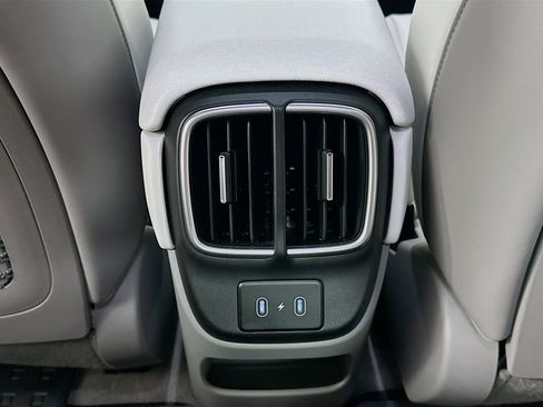 Used 2024 Hyundai Ioniq 6 SEL RWD image 28