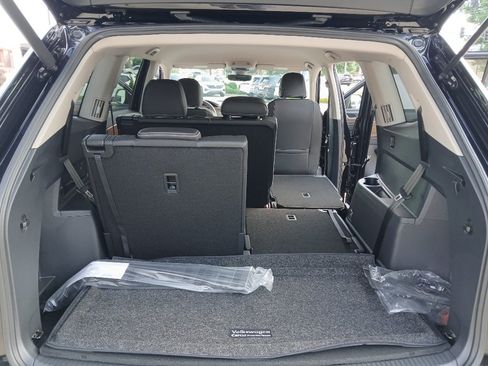 New 2026 Volkswagen Atlas SE FWD image 21