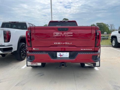 Used 2024 GMC Sierra 3500 Denali w/ Denali Reserve Package AWD/4WD image 5
