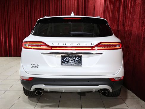 Used 2019 Lincoln MKC Reserve w/ MKC Climate Package FWD image 10