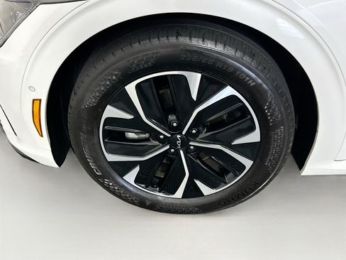 Used 2024 Kia EV6 GT-Line RWD image 11