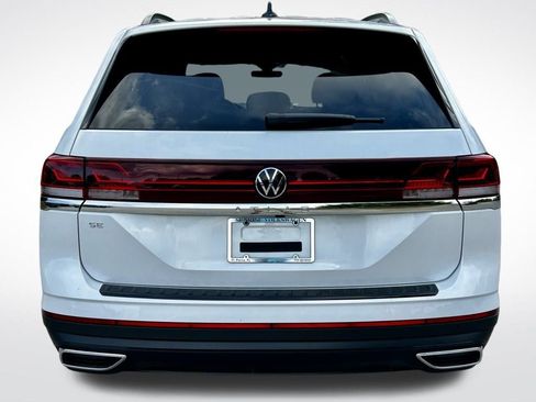 New 2026 Volkswagen Atlas SE image 6