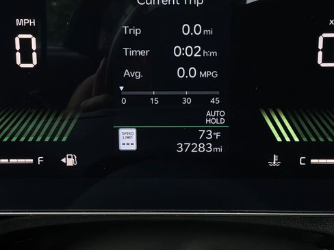 Used 2025 Kia K4 LXS image 39