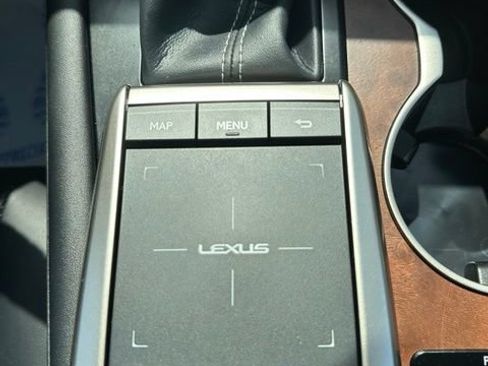 Used 2022 Lexus RX 350L Premium w/ Premium Package AWD/4WD image 37