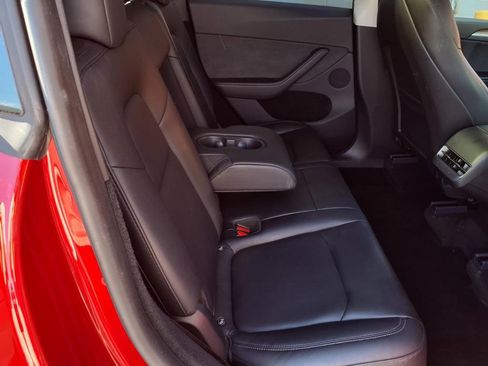 Used 2024 Tesla Model Y Long Range image 24