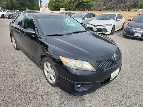 Used 2010 Toyota Camry SE image 7
