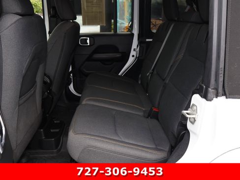 Used 2024 Jeep Wrangler Sahara w/ Technology Group image 17