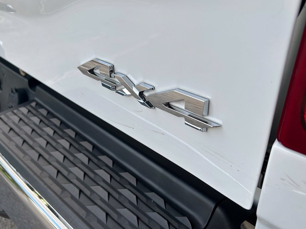 Used 2022 RAM 3500 Tradesman w/ Chrome Appearance Group AWD/4WD image 40