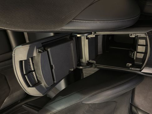 Used 2017 Ford Edge Sport w/ Technology Package image 20