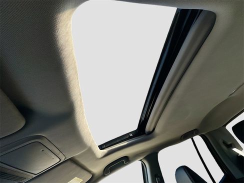 Used 2023 Honda Ridgeline RTL-E image 22