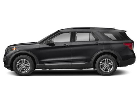 Used 2023 Ford Explorer XLT w/ Equipment Group 202A AWD/4WD image 3