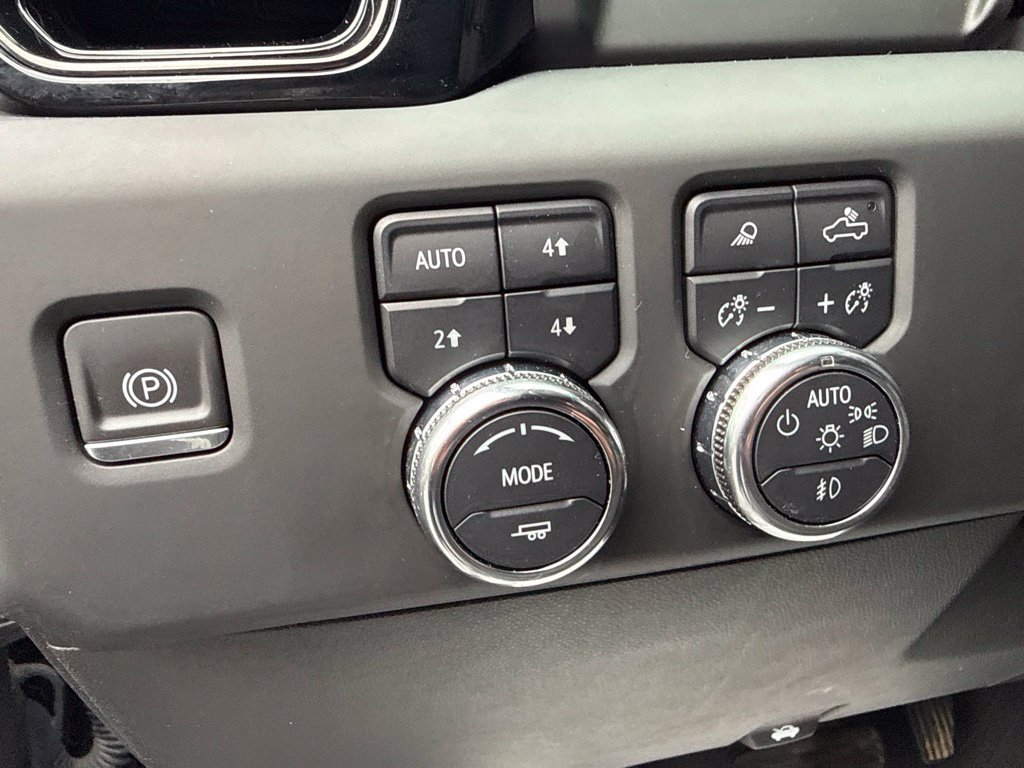 Used 2024 GMC Sierra 1500 AT4 w/ AT4 Preferred Package AWD/4WD image 24