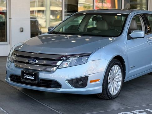 Used 2010 Ford Fusion Hybrid image 3