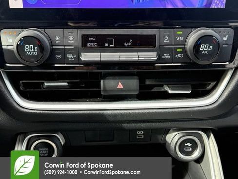 Used 2024 Toyota Grand Highlander AWD image 29
