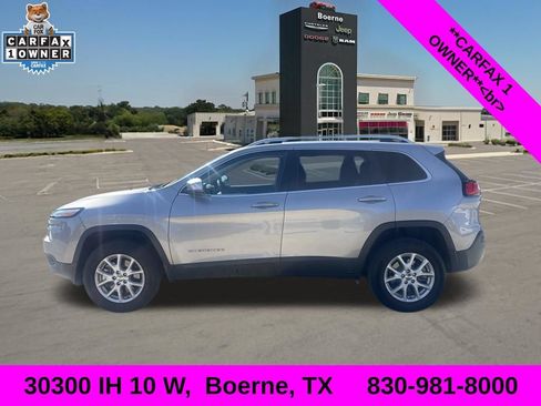 Used 2016 Jeep Cherokee Latitude w/ Trailer Tow Group AWD/4WD image 1