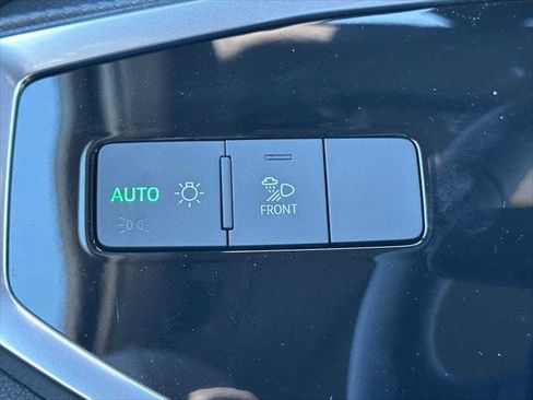 New 2025 Audi Q3 2.0T Premium image 33