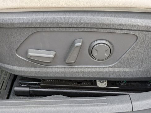 Used 2021 Hyundai Sonata Limited image 19