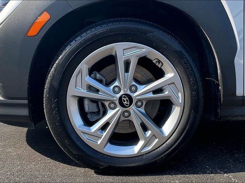 Used 2022 Hyundai Kona SEL w/ Convenience Package AWD/4WD image 10