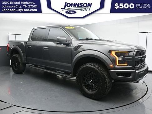 Used 2017 Ford F150 Raptor w/ Equipment Group 802A Luxury AWD/4WD image 3