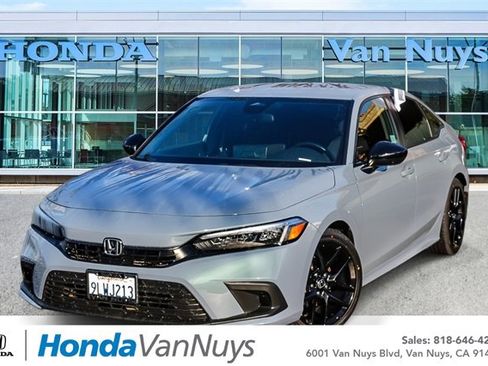 Used 2024 Honda Civic Sport image 1