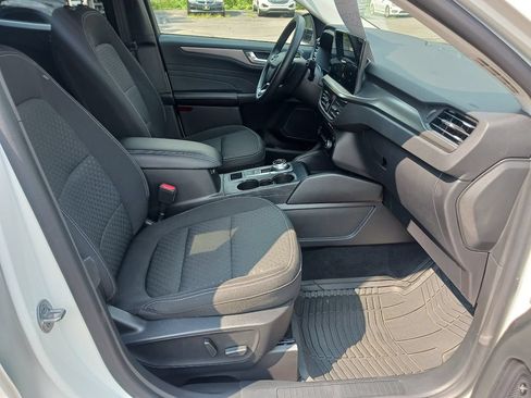 Used 2023 Ford Escape Active w/ Tech Pack #2 AWD/4WD image 12