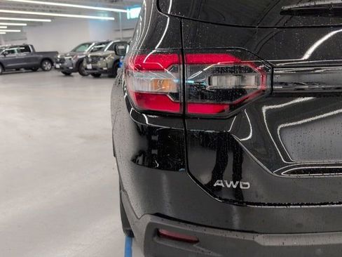 New 2025 Honda Pilot Touring image 31