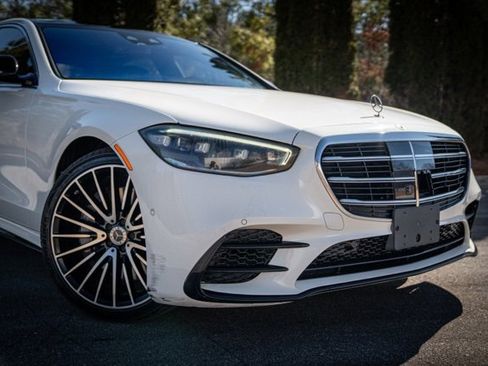 Used 2021 Mercedes-Benz S 580 4MATIC Sedan image 6