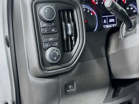 Used 2022 Chevrolet Silverado 1500 Custom AWD/4WD image 10