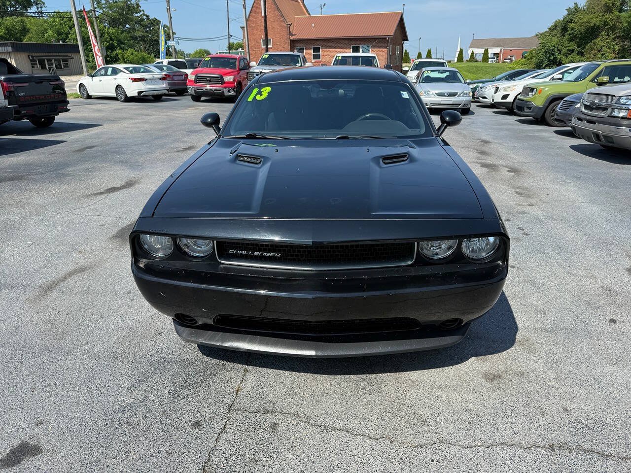 Used 2013 Dodge Challenger SXT RWD image 8