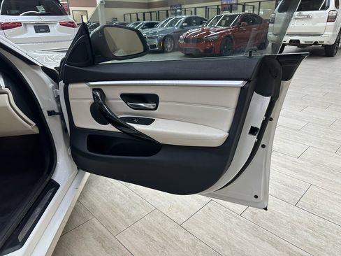 Used 2019 BMW 430i Gran Coupe w/ Convenience Package image 39