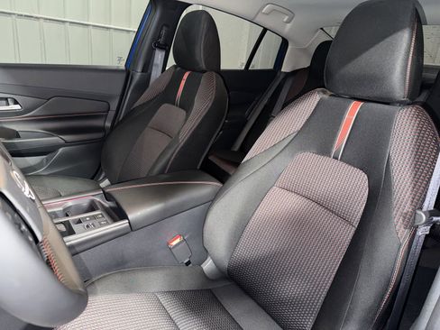 Used 2026 Nissan Sentra SR w/ Floor Mat Package image 18