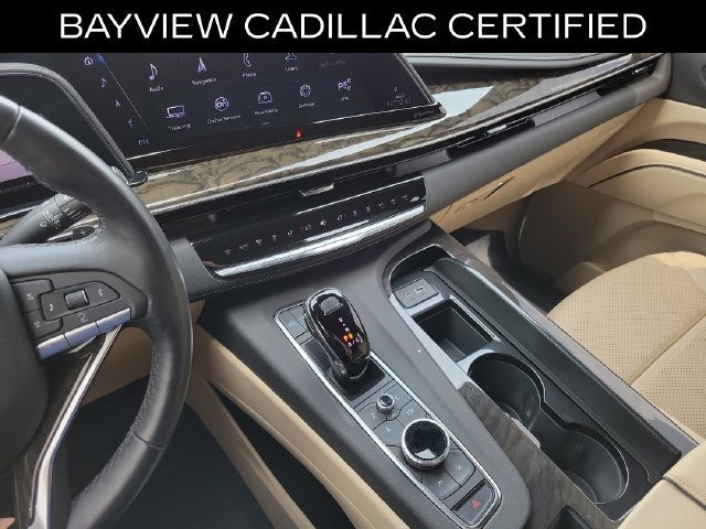 Certified 2024 Cadillac Escalade ESV Premium Luxury w/ Performance Package AWD/4WD image 27