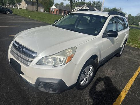 Used 2014 Subaru Outback 2.5i AWD/4WD image 13