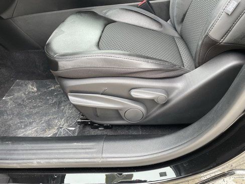 New 2026 Jeep Compass Latitude image 13