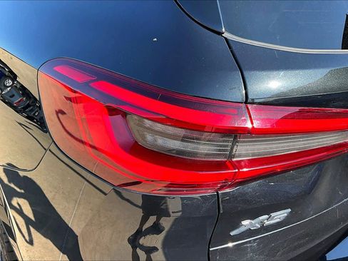 Used 2019 BMW X5 xDrive40i w/ M Sport Package AWD/4WD image 29