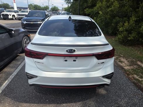 Used 2020 Kia Forte GT-Line w/ GT-Line Premium Package FWD image 3